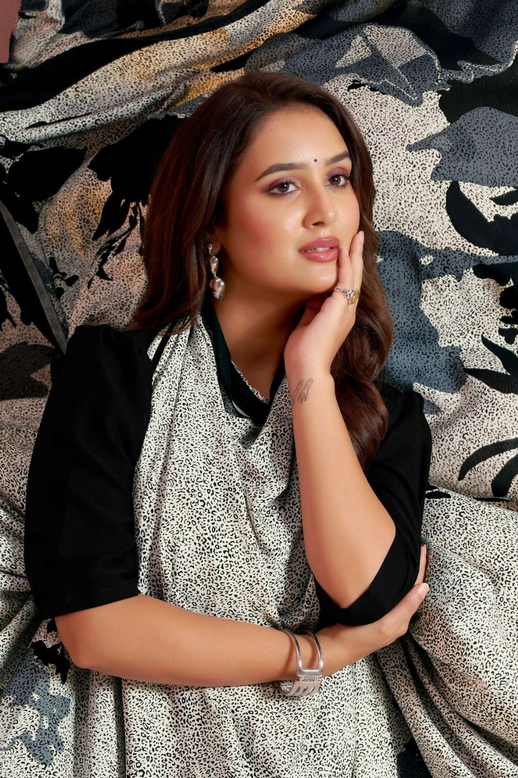 SUSHMA ROMANCE 42001 TO 42005 PRINTED SOFT CRAPE SAREE