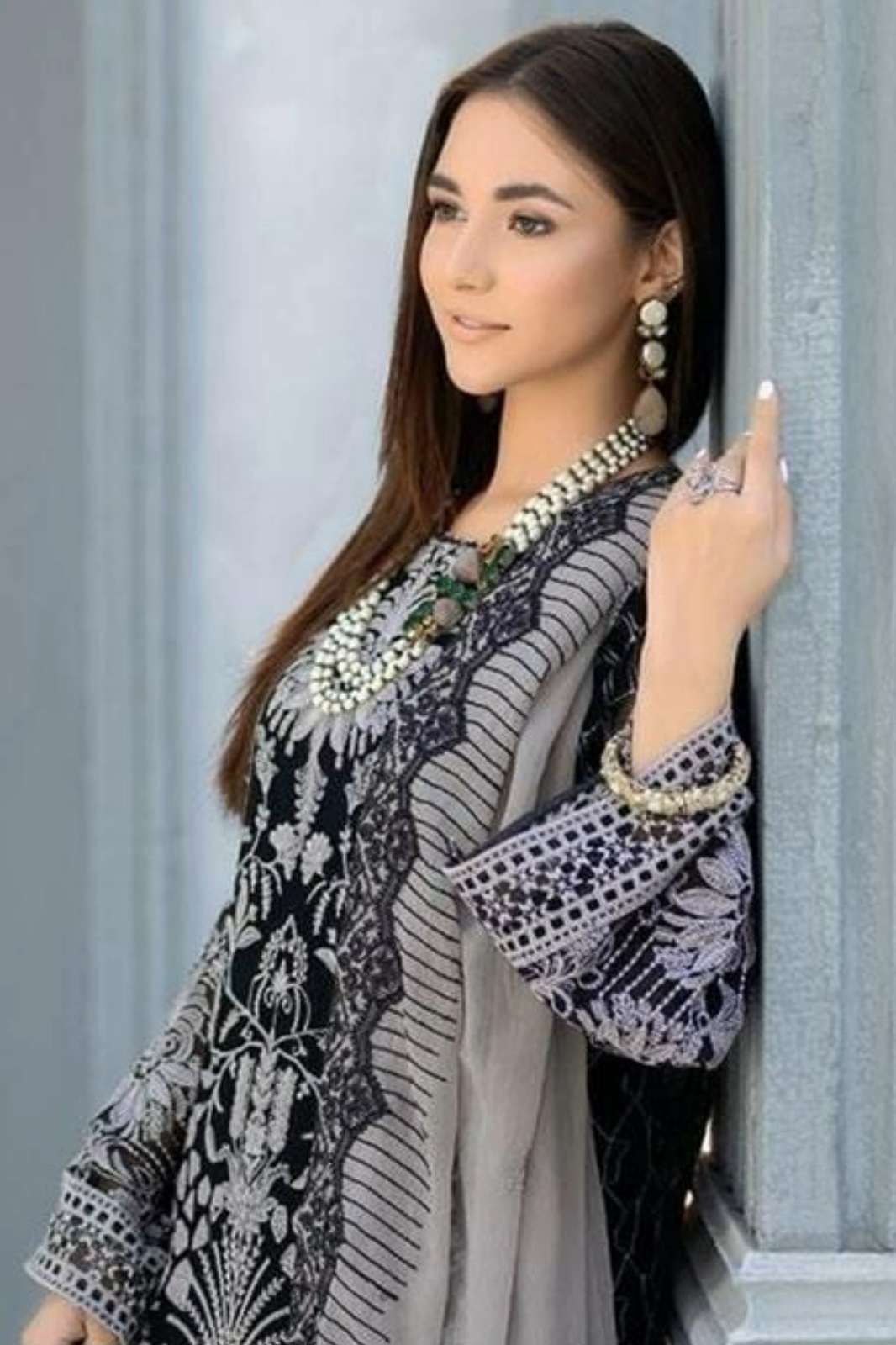 Ziaaz 863 Organza Semi Stitched Designer Pakistani Suit