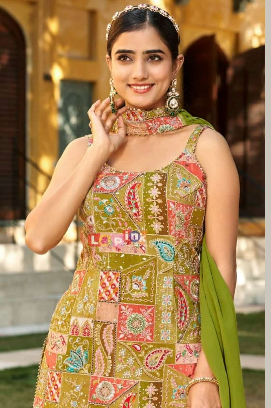 Lapink  Viscose Fancy Printed Suit with Palazzo & Neck Dupatta