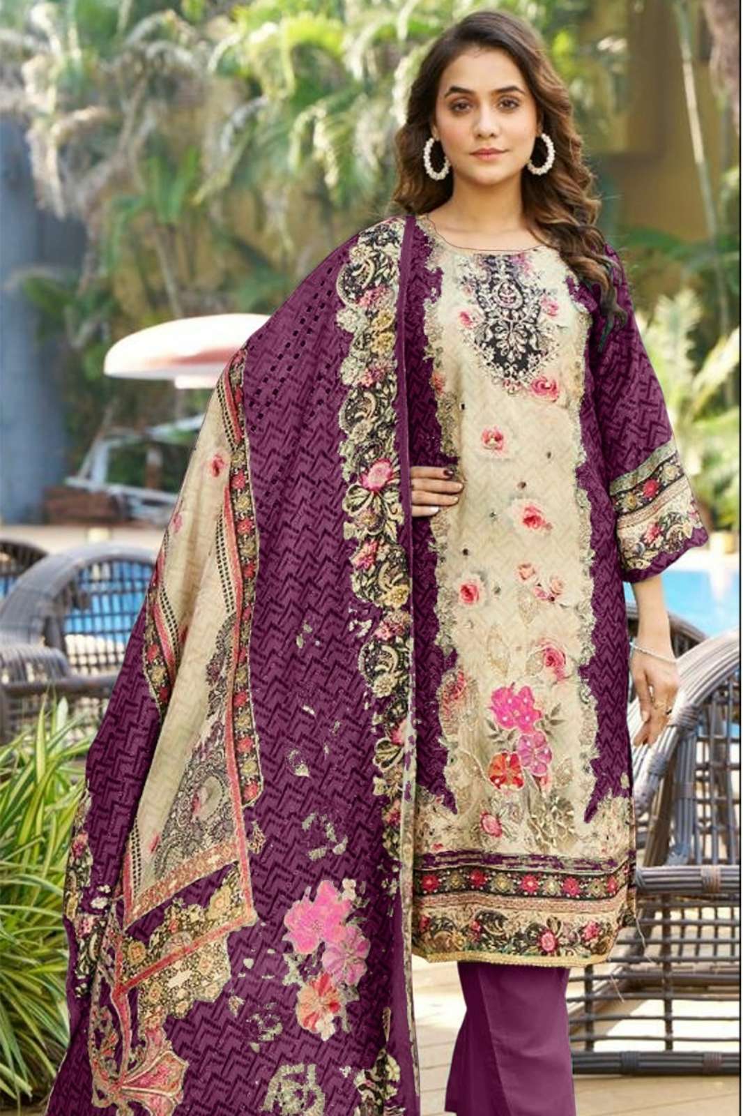 Motifz 5190 Beautiful Viscose Maslin Pakistani Suit with Digital Print & Khatli Work