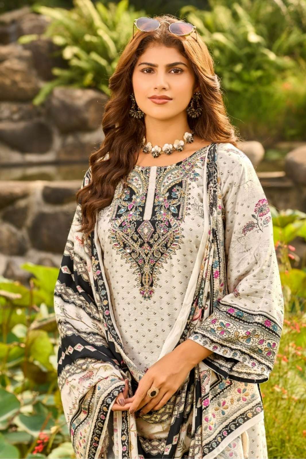 Shree Fab KT 285 Pure Viscous Maslin Pakistani Salwar Suit