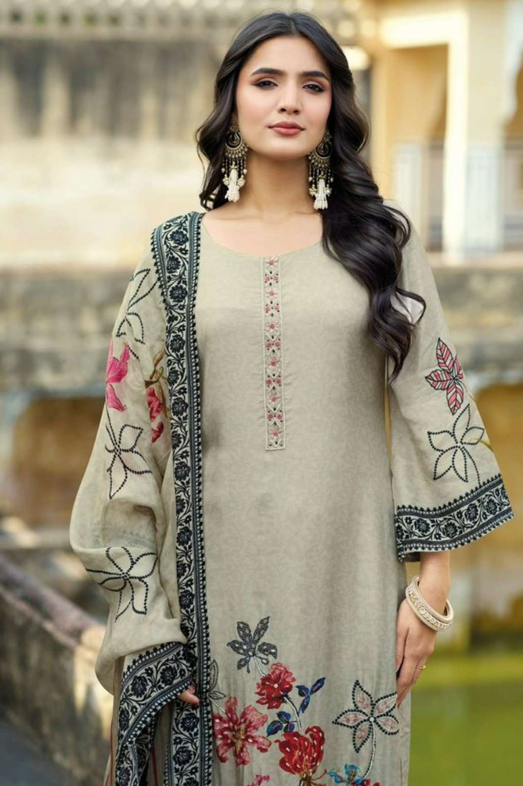Shree fab KT 305 Pure Viscous Maslin Pakistani Salwar Suit