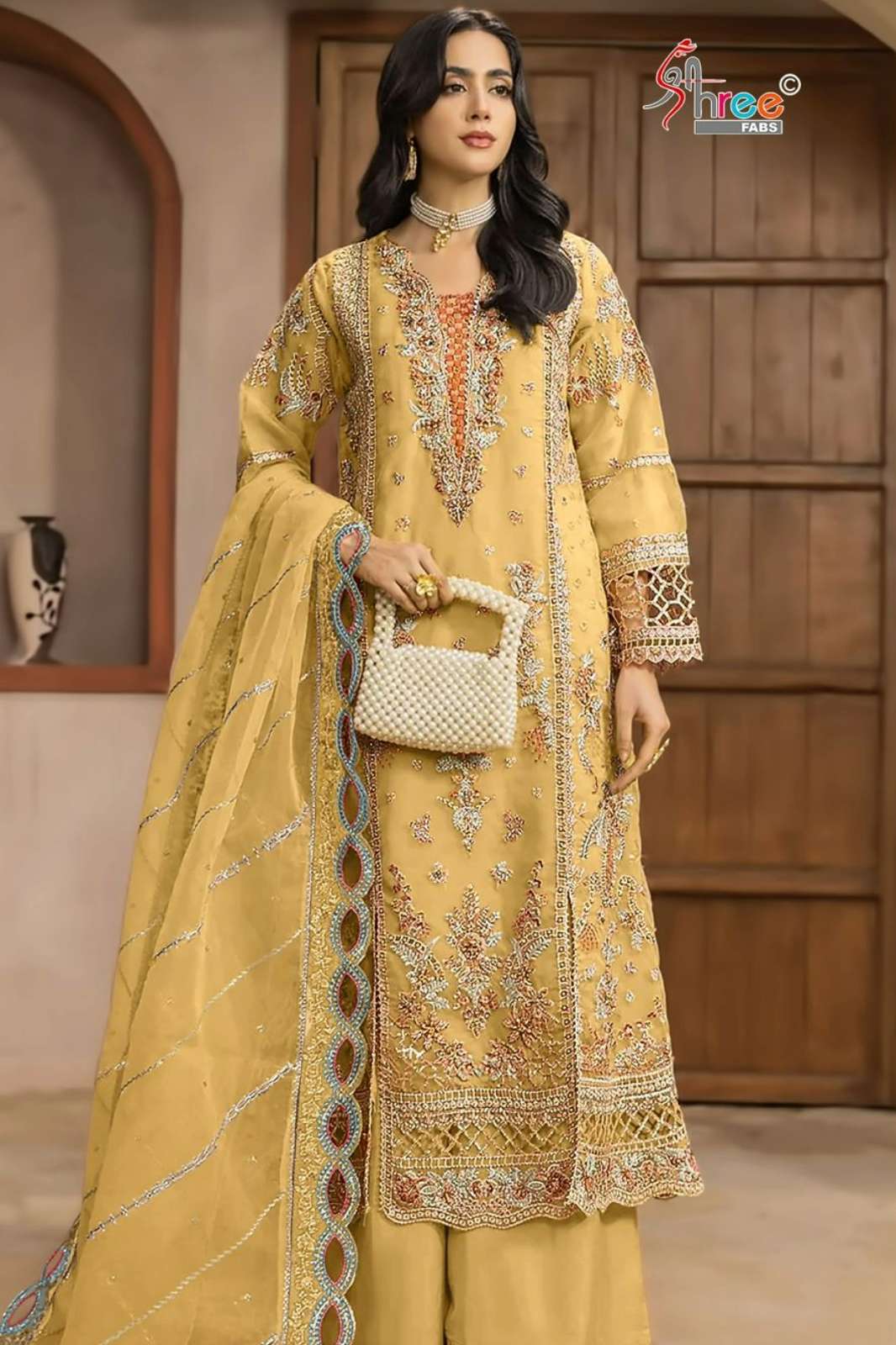 Shree Fab S 5542 COLOR Beautiful Embroidered Chiffon Pakistani Suit