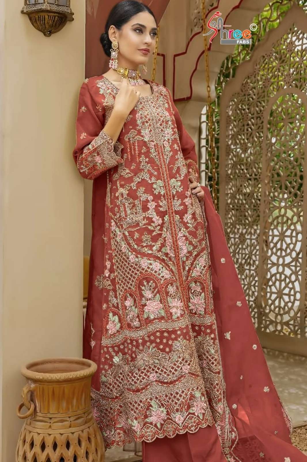 Shree Fab SF 5549 Beautiful Hand Khatli & Embroidered Chiffon Pakistani Suit