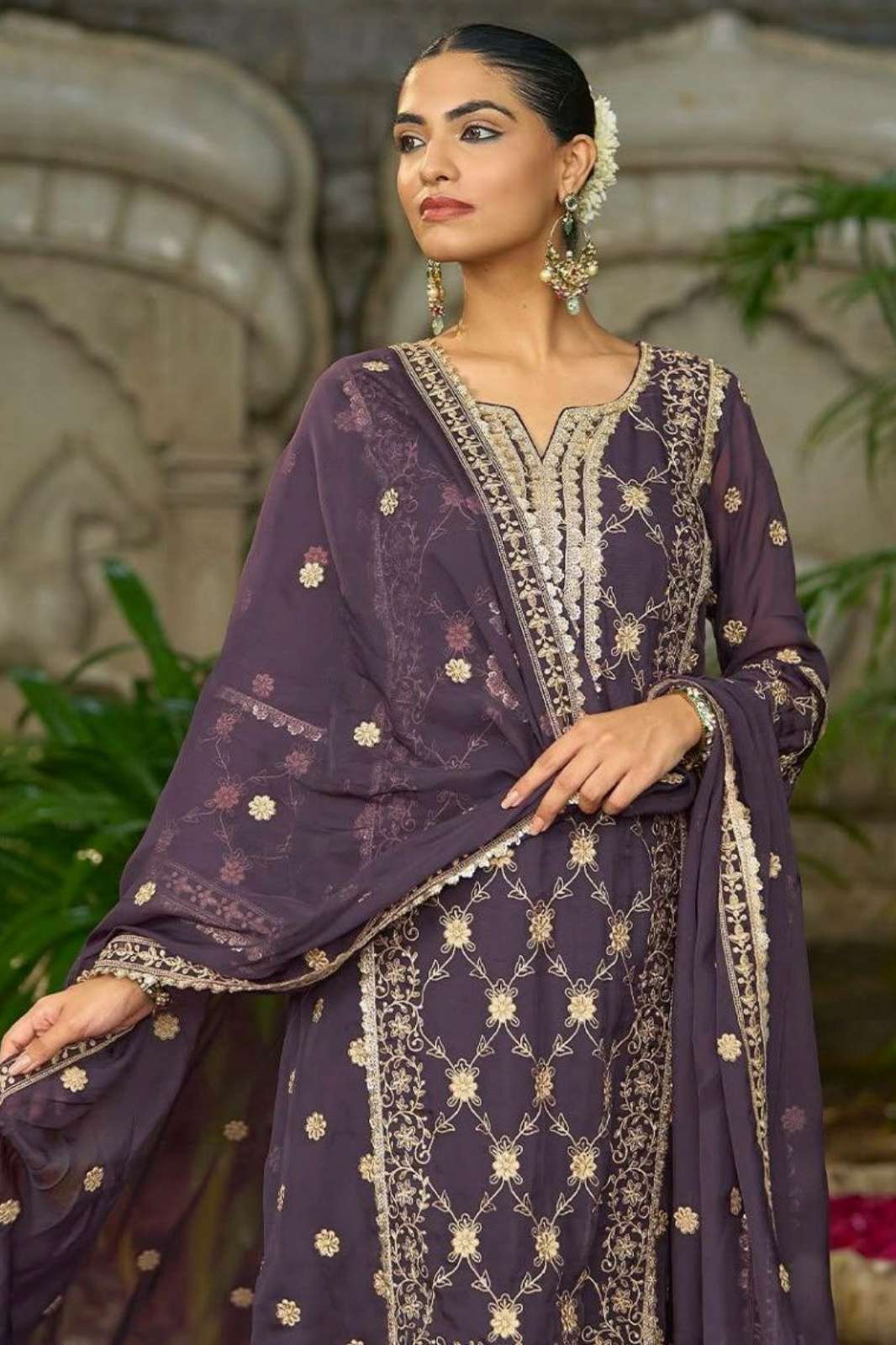 Shri Balaji Emporium DV 25180 Heavy Pure Chinon Salwar Suit