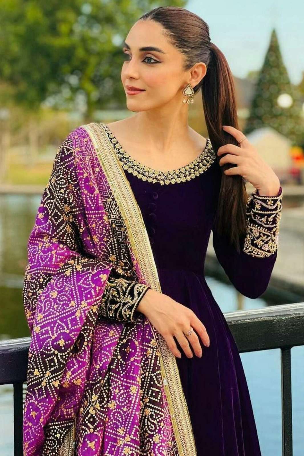 Shri Balaji Emporium DV 25202 Heavy Velvet Designer Gown