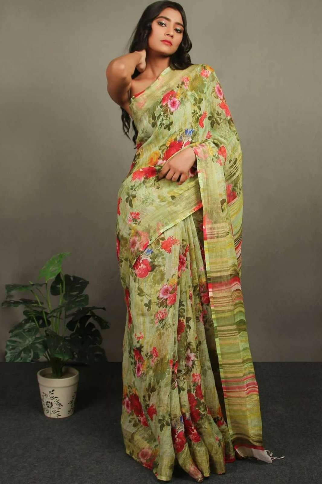 Shri Balaji Emporium MG134 Linen with Silver Zari Patta Saree