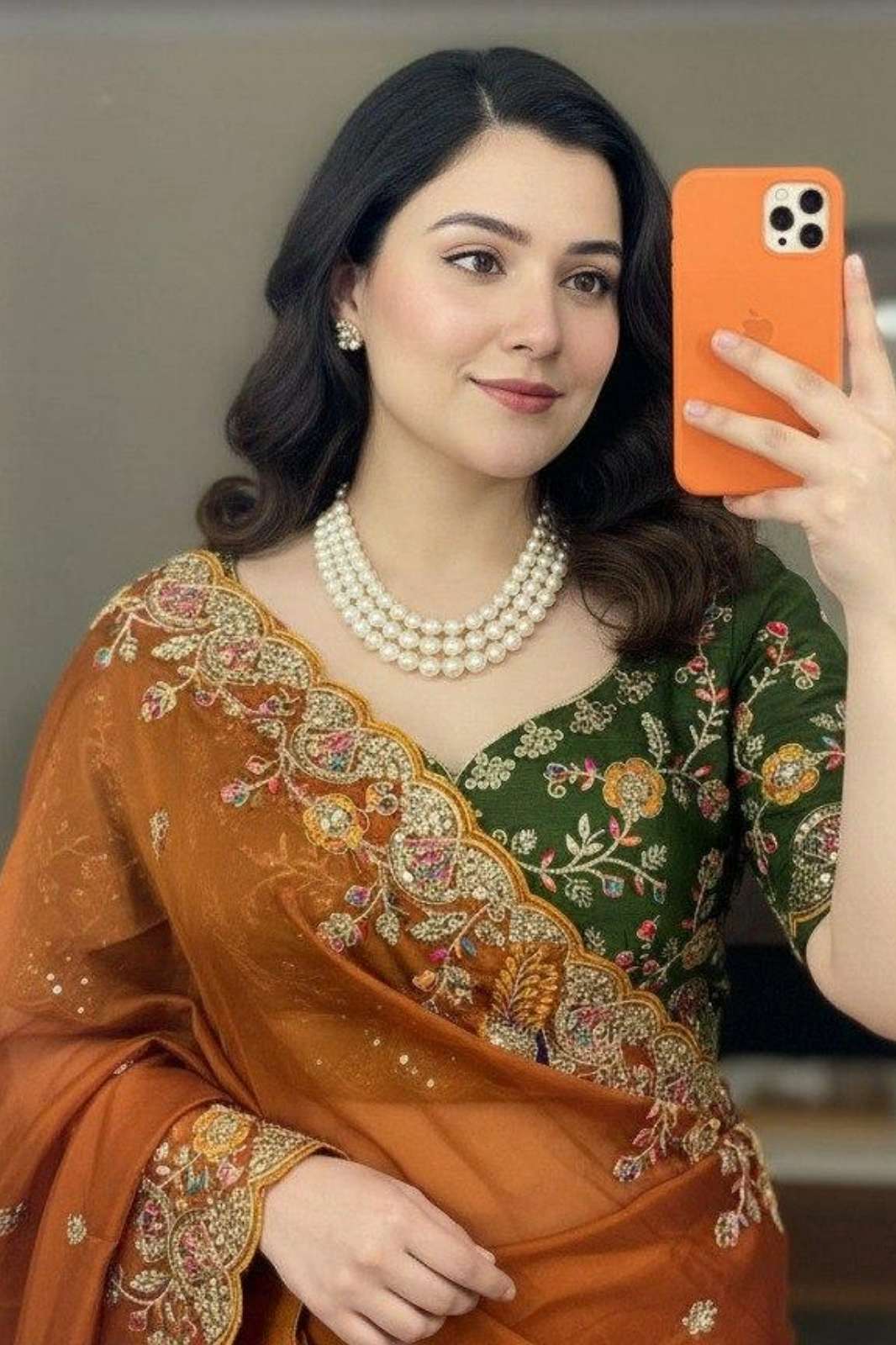 Shri Balaji Emporium Party Wear Designer Soft Rangoli Silk Saree