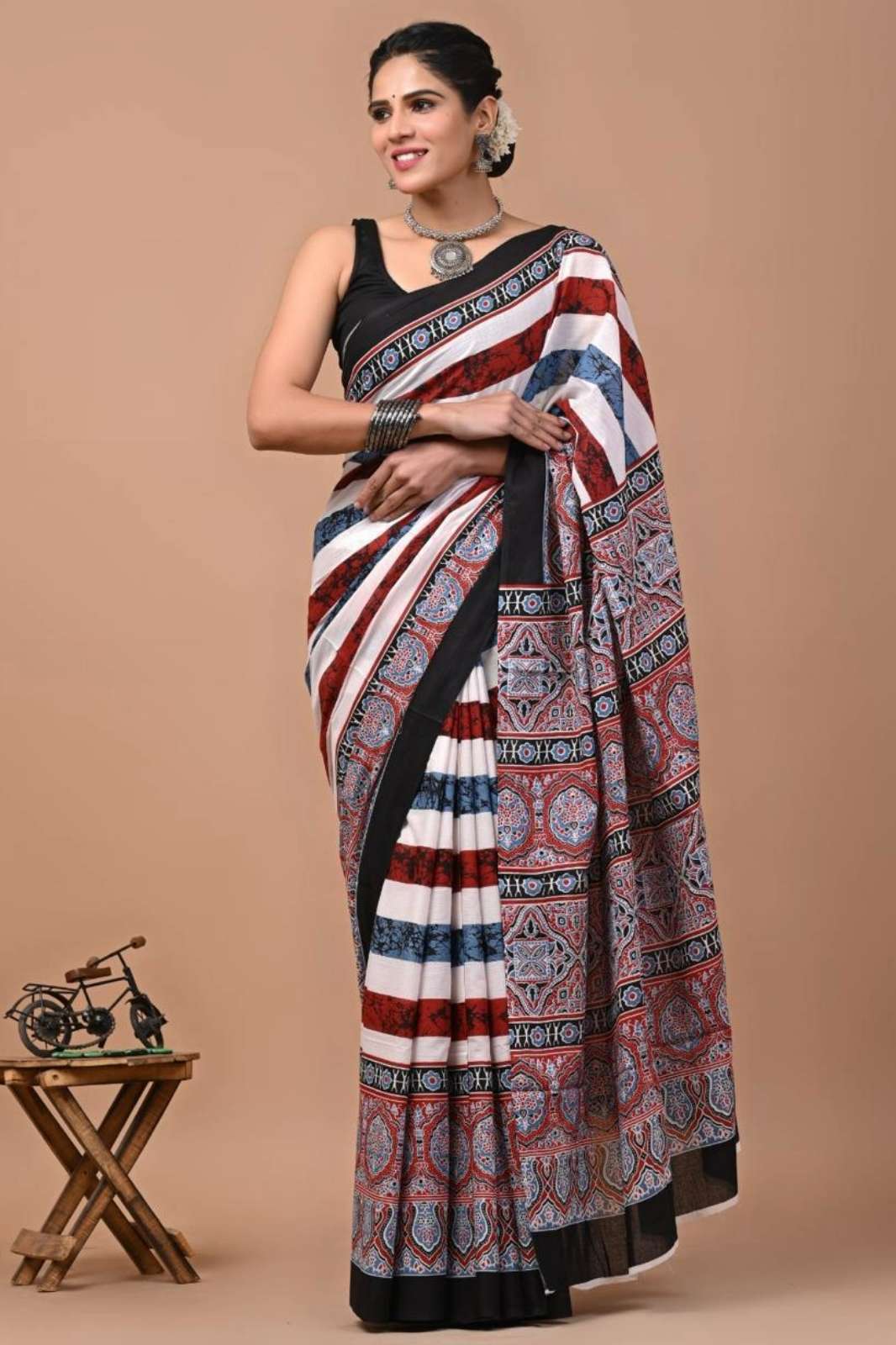 Shri Balaji Emporium RF19261 Bagru Hand Block Printed Pure Cotton Mulmul Saree