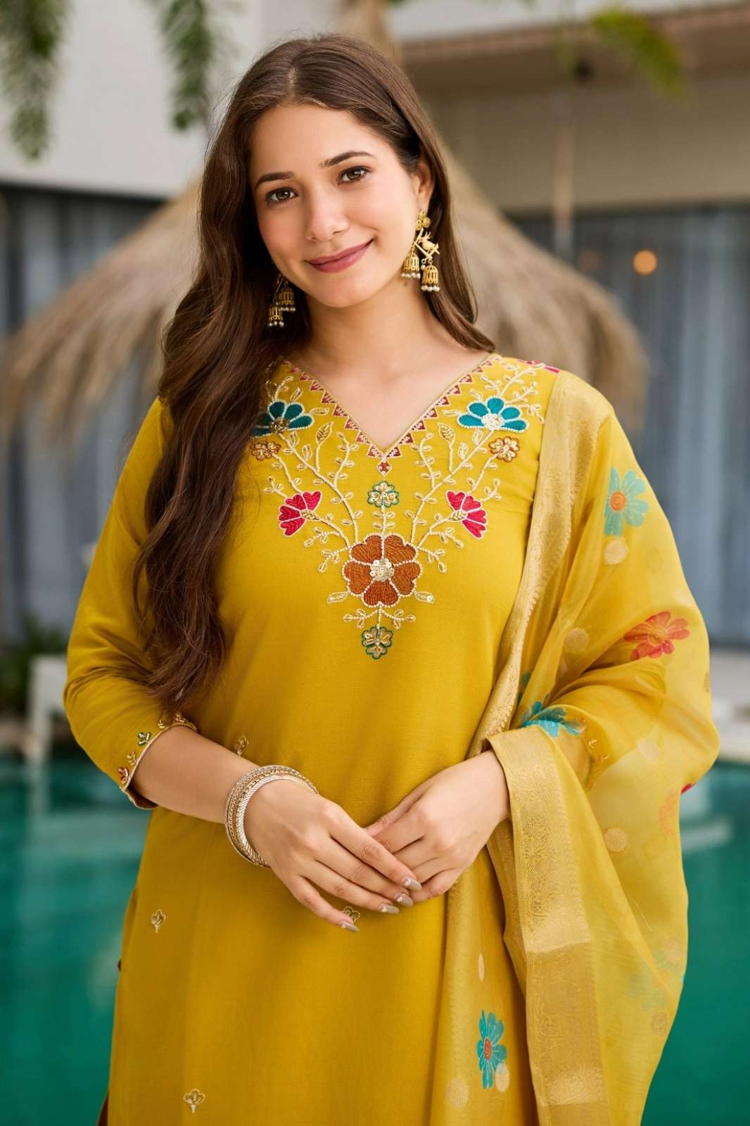 Shri Balaji Emporium Viscose Gadhwal Straight Kurti Set