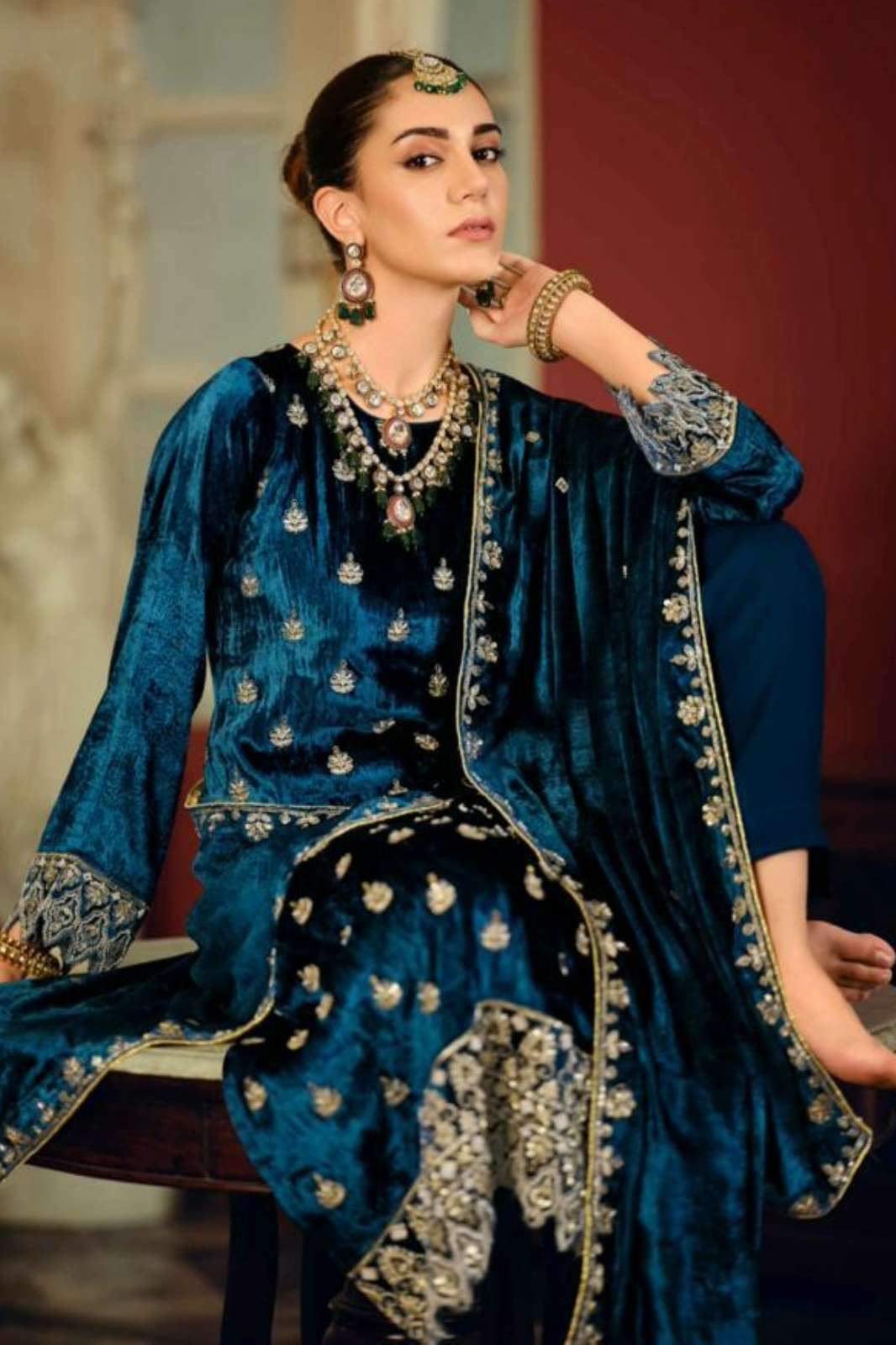 Varaa Fab GULL AHMED VOL 3 Pure Viscose Velvet Embroidered Suit 