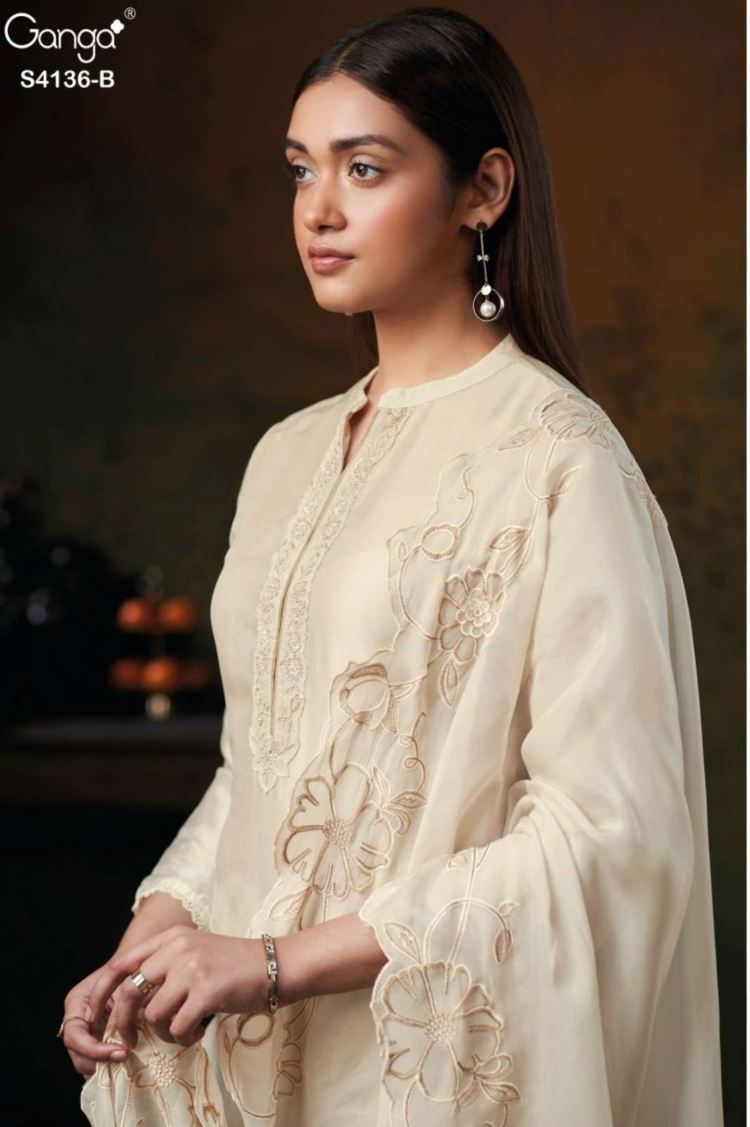GANGA INIYA S4136 PREMIUM BEMBERG SILK SATIN HAND EMBROIDERED SUIT 