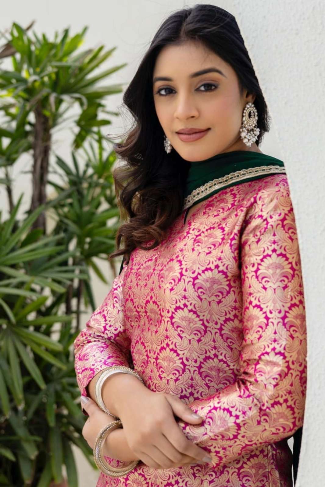 SHRI BALAJI DB 5042 PURE VISCOSE JAQUARD PRINT PLAZZO SUIT 