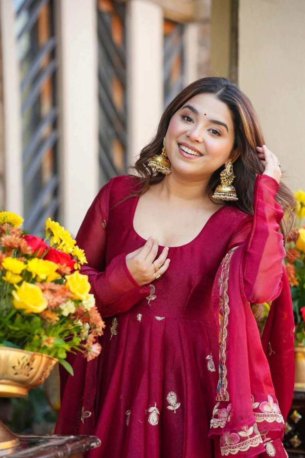 SHRI BALAJI DV 25322 READY TO WEAR TABBY ORGANZA ANARKALI SUIT WITH HEAVY EMBROIDERY SEQUENCES WORK 