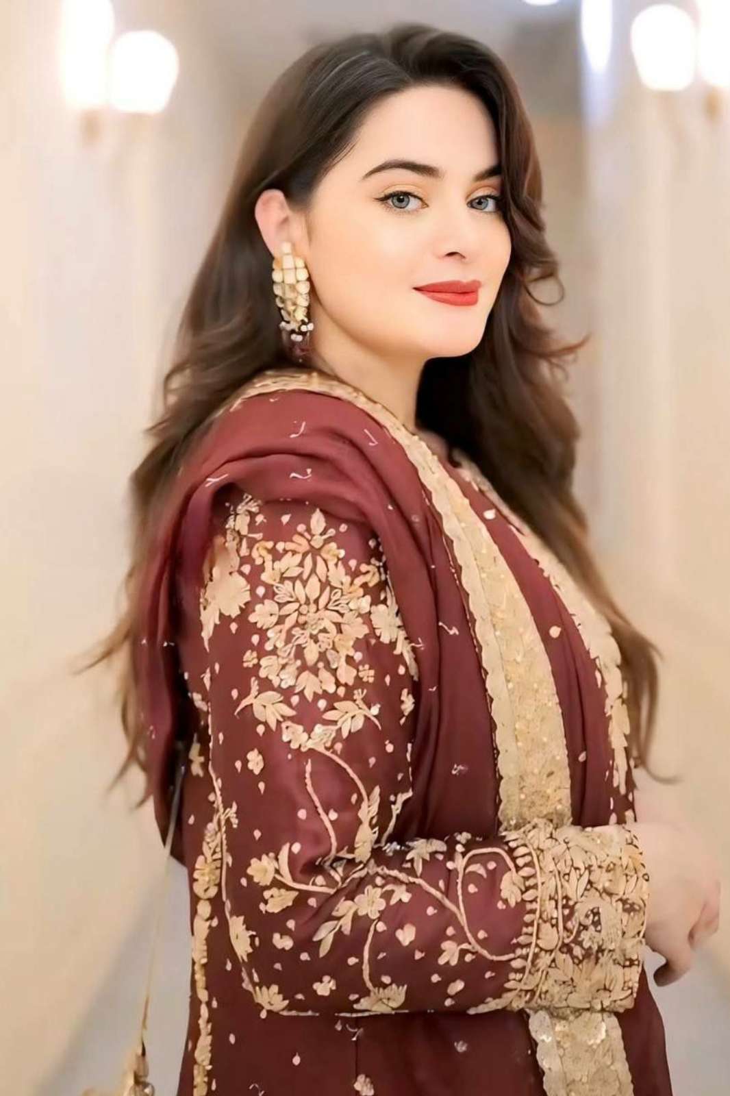 SHRI BALAJI LAUNCHES DESIGNER VILLA DV 25279 READY TO WEAR EMBROIDERED GEORGETTE SUIT SET 