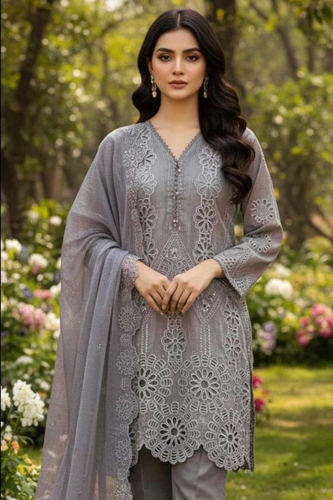 SHRI BALAJI LAUNCHES HOOR TEX HF 497 A STUNNING ORGANZA EMBROIDERED PAKISTANI SUIT FOR RESELLER