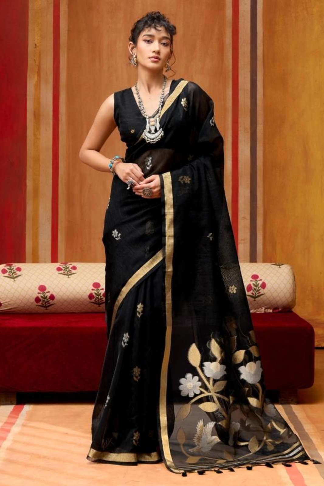 SHRI BALAJI LAUNCHES RAJTEX DIVA SILK HANDLOOM WEAVING SAREE FOR WHOLESELLER