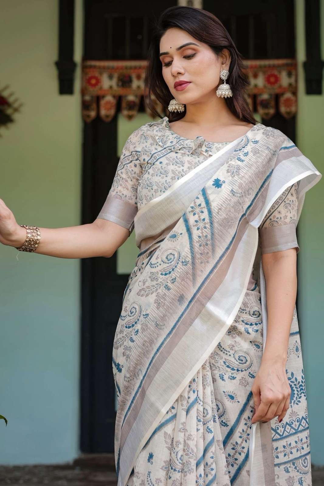 SHRI BALAJI LINEN 134 PREMIUM LINEN PRINTED SAREE WITH TASSELS FOR WHOLESELLER