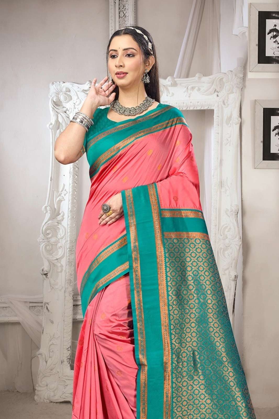 Shri Balaji presents Bunawat Narayan Pattu Vol 2 beautiful silk saree for Wholeseller