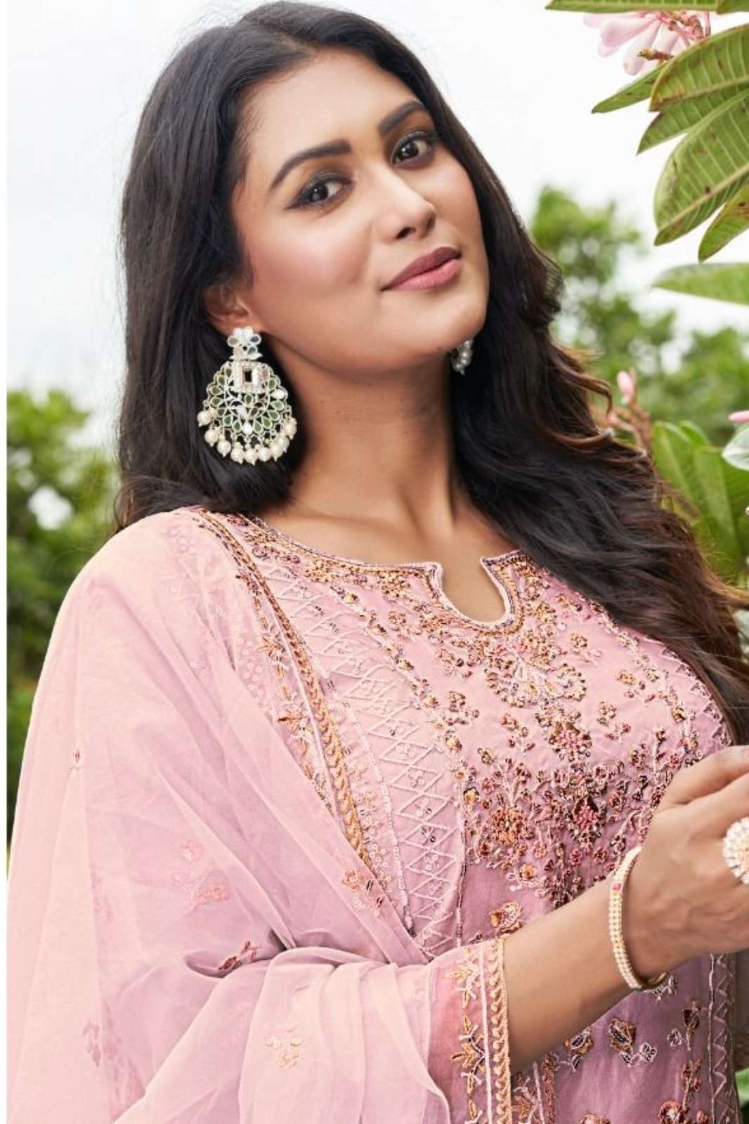 SHRI BALAJI PRESENTS SERINE S 191 PREMIUM EMBROIDERED ORGANZA SUIT FOR WHOLESELLER