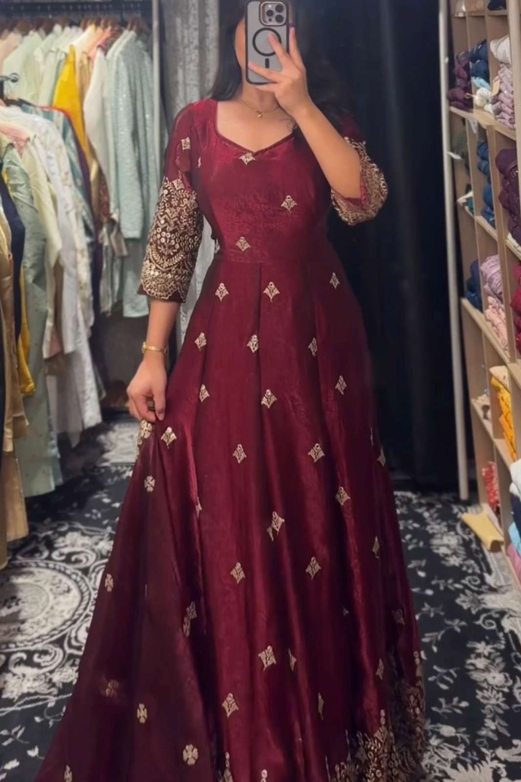  SHRI BALAJI R 1020 BEAUTIFUL SEQUENCE AND THREAD WORK SILK PARTY WEAR GOWN