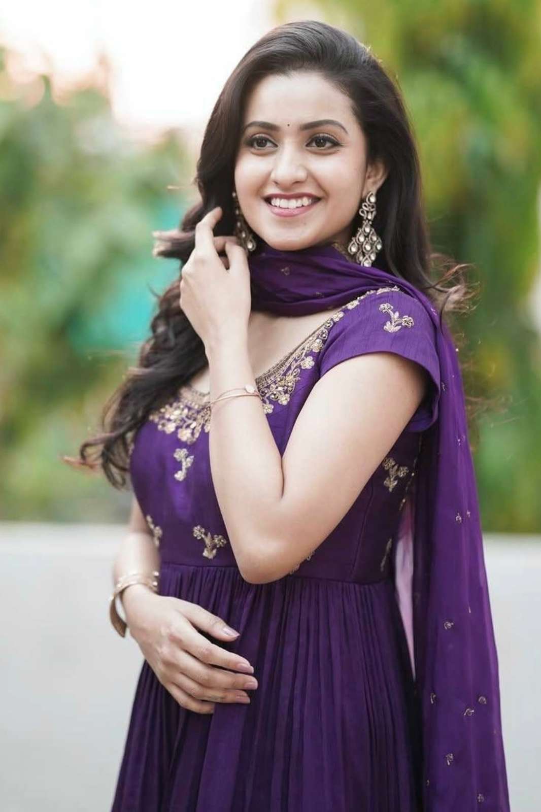 SHRI BALAJI VF 211 READY TO WEAR SILK SEQUENCE EMBROIDERED SHARARA SUIT FOR RESELLER