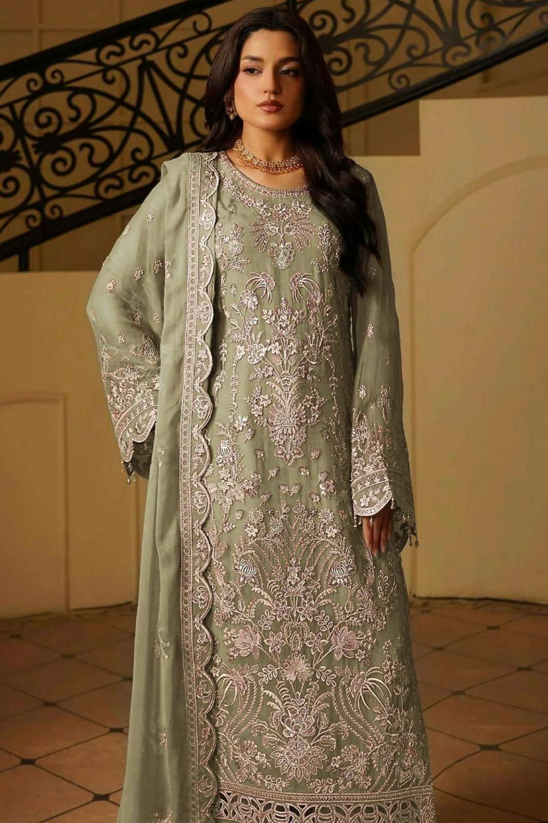 SERINE S 890 CHIFFON HEAVY EMBROIDERED AND HAND KHATLI WORK SUIT COLLECTION