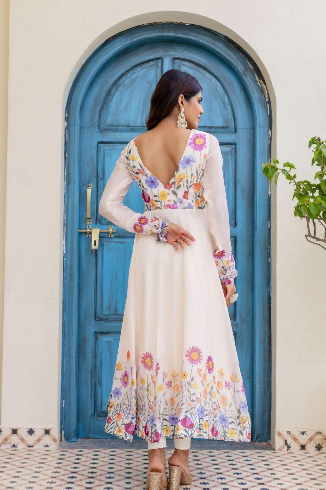 SHRI BALAJI DRS18  PREMIUM HANDWORK FLORAL ANARKALI SET WITH PANT 