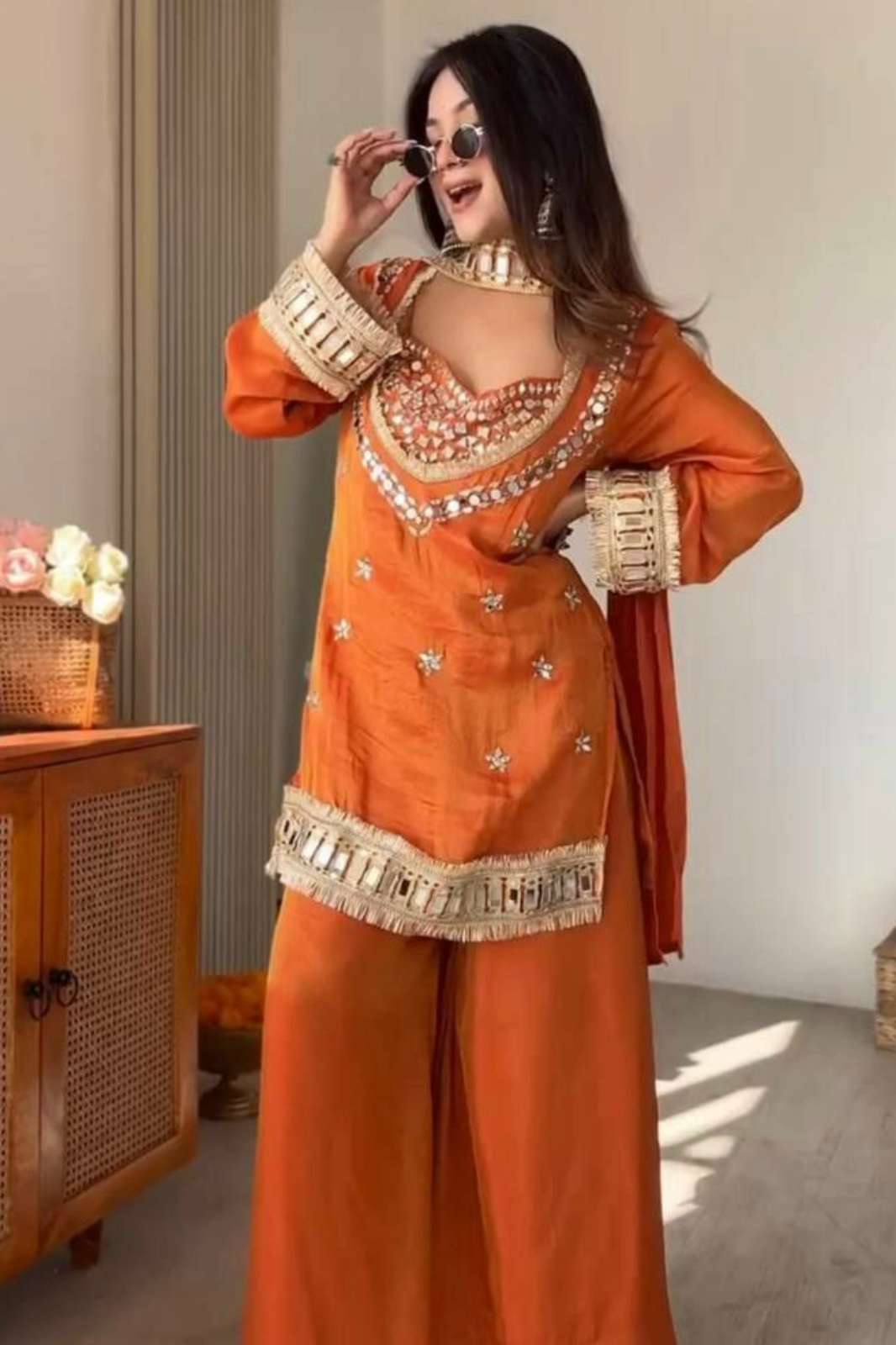 Shri Balaji Emporium DV 25441 FENDI FABRIC BEAUTIFUL MIRROR WORK MUSLIM STYLE PLAZZO SUIT