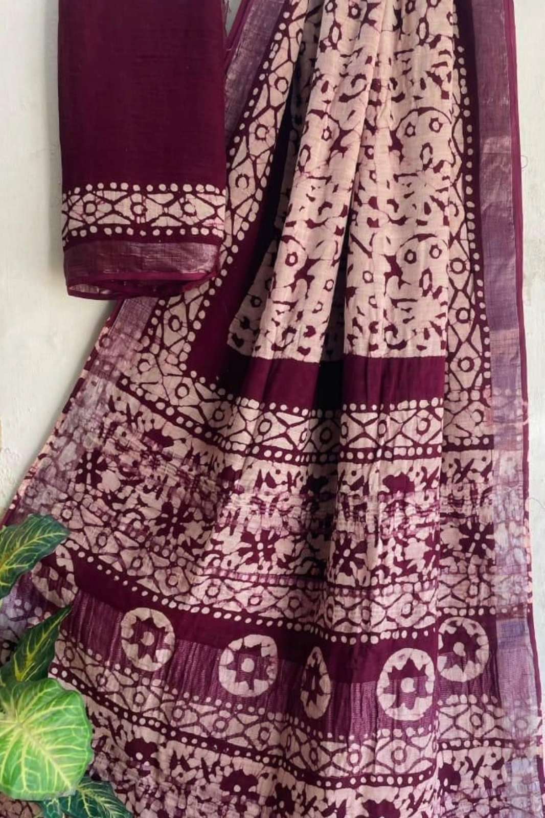 Shri Balaji Emporium RF 20346 Bagru Hand Block Printed Linen Saree