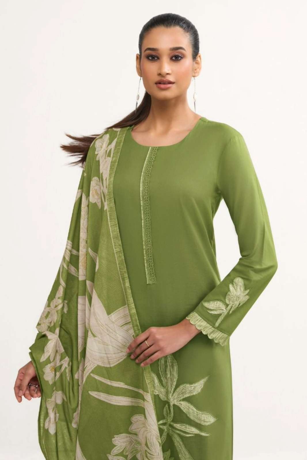 OMTEX ESHVI PREMIUM LAWN COTTON EMBROIDERY WITH APLIQUE WORK SUIT COLLECTION