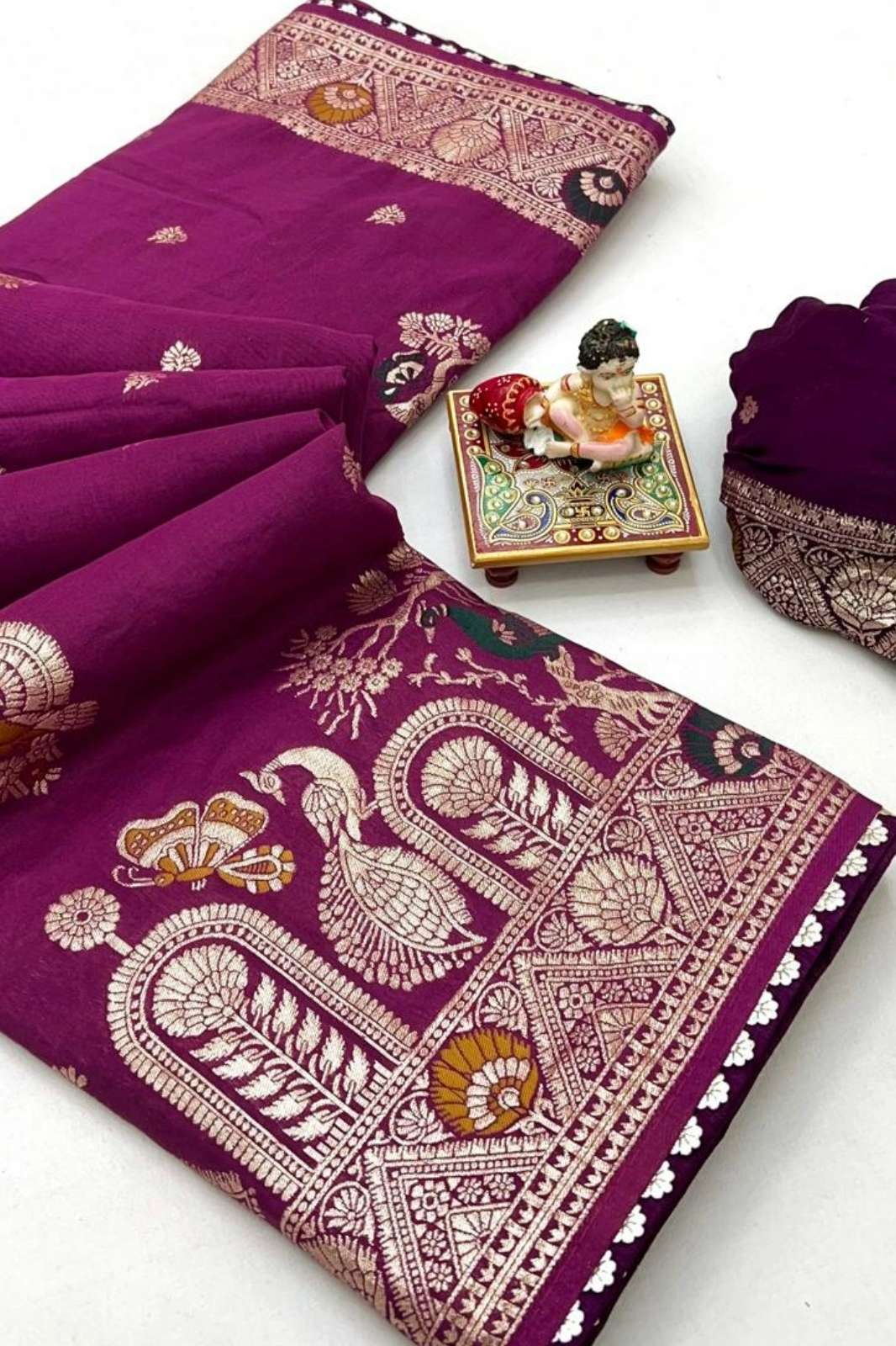 Shri Balaji Emporium 20846 Maslin Silk zari weaving Saree With Amazing Gold Zari & Rich Pallu 