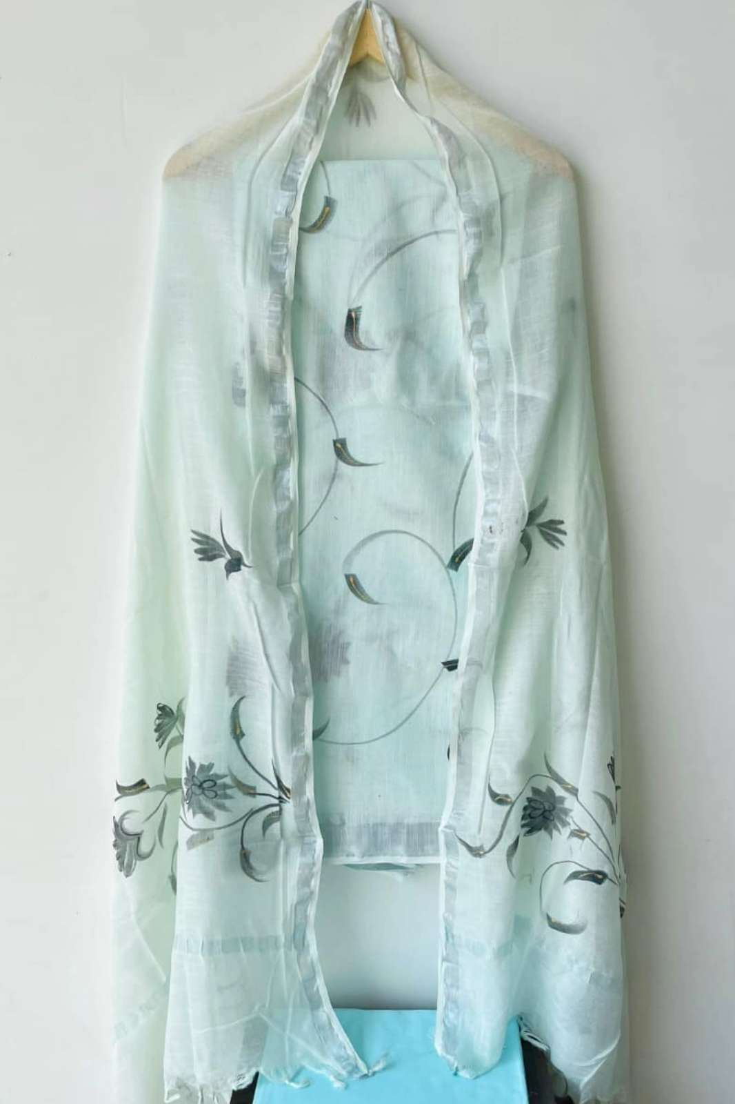 Shri Balaji Emporium 21352 Presents Exclusive collection of Hand Block Printed Linen Cotton Suits 