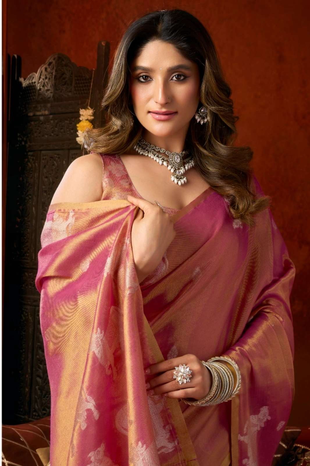 Shri Balaji Emporium Gobuni Supriya 3601 To 3606 Premium Heavy Tissue Saree Collection