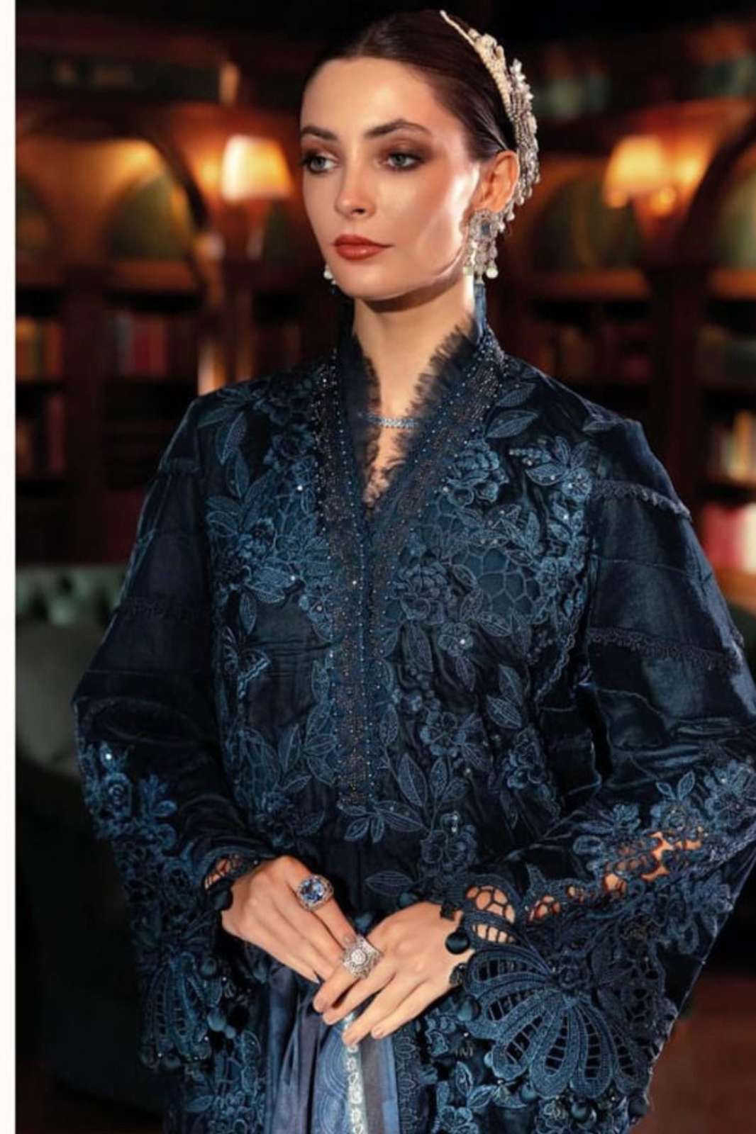 Saniya Trendz D NO 1524 Rayon Cotton Embroidered Designer Salwar Suit 