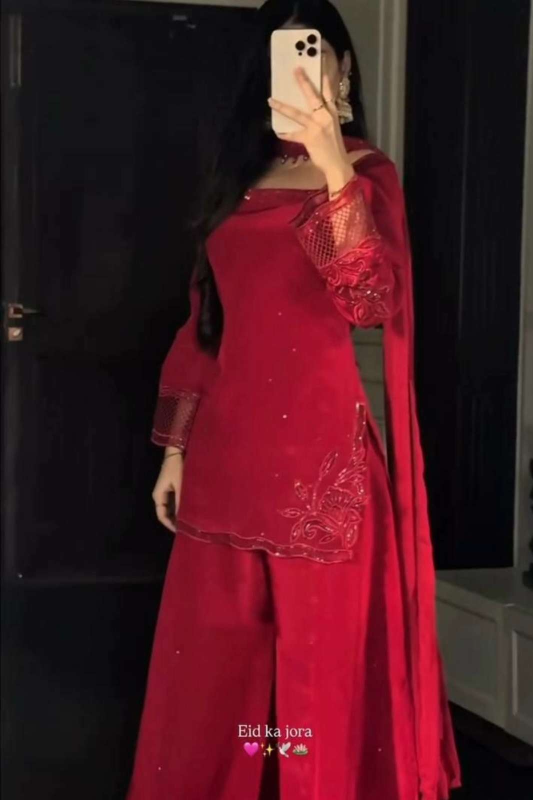 Shri Balaji Emporium 22158 Heavy Natural Crep Silk Suit With Embroidery Sequence Work