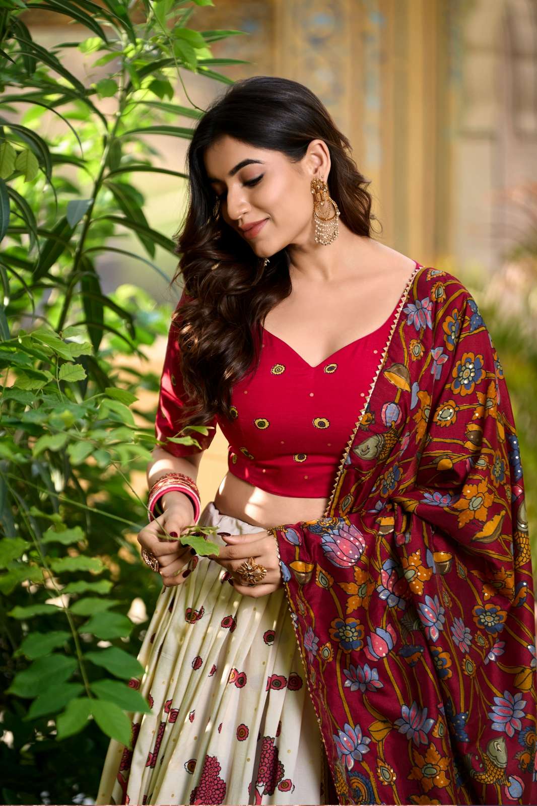 SHRI BALAJI EMPORIUM 22598 TASSAR SILK FABRIC LEHENGA WITH KALAMKARI PRINT AND FOIL WORK