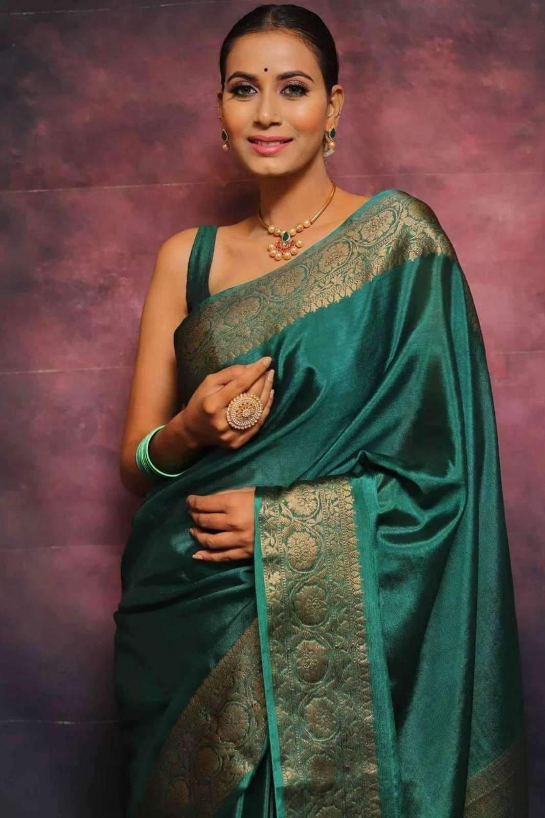 Shri Balaji Emporium TWT1089 BANARASI SOFT LICHI SILK SAREE COLLECTION 