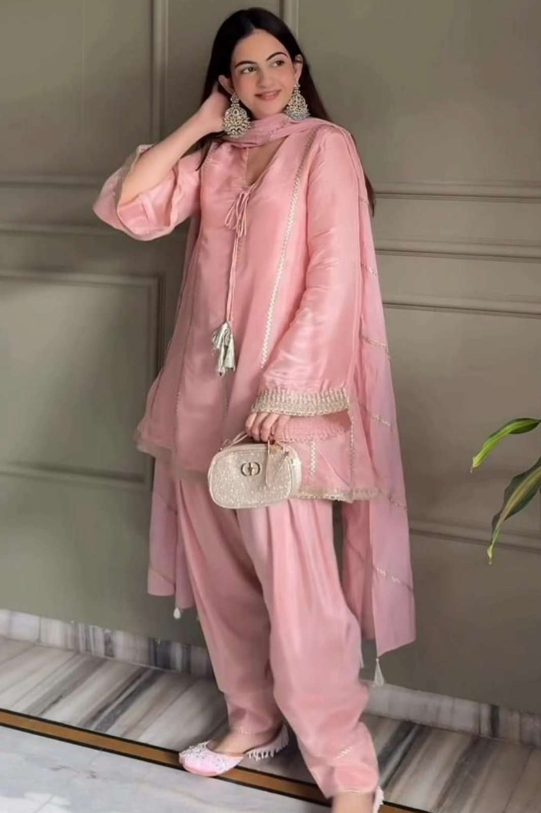 Balaji Emporium DV 23179 Ready to Wear Gimmy Silk Embroidery Work Suit