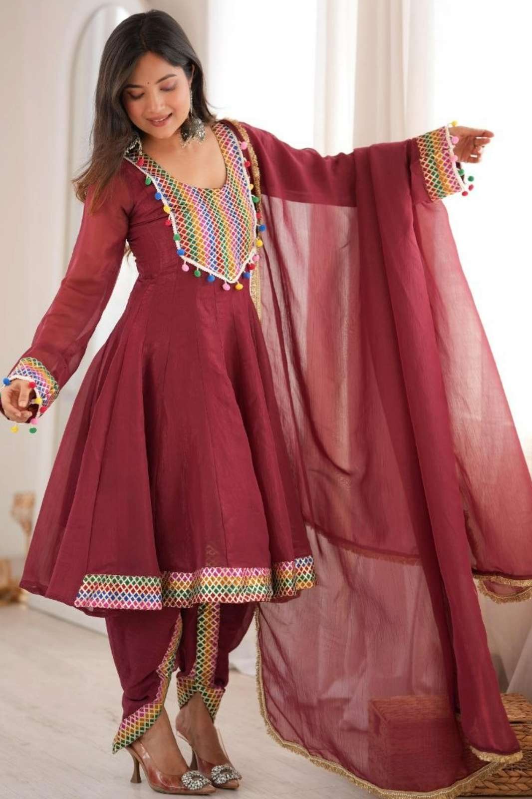 Balaji Emporium DV 23192 Ready to Wear Crunchy Mirror & Embroidery Work Suit