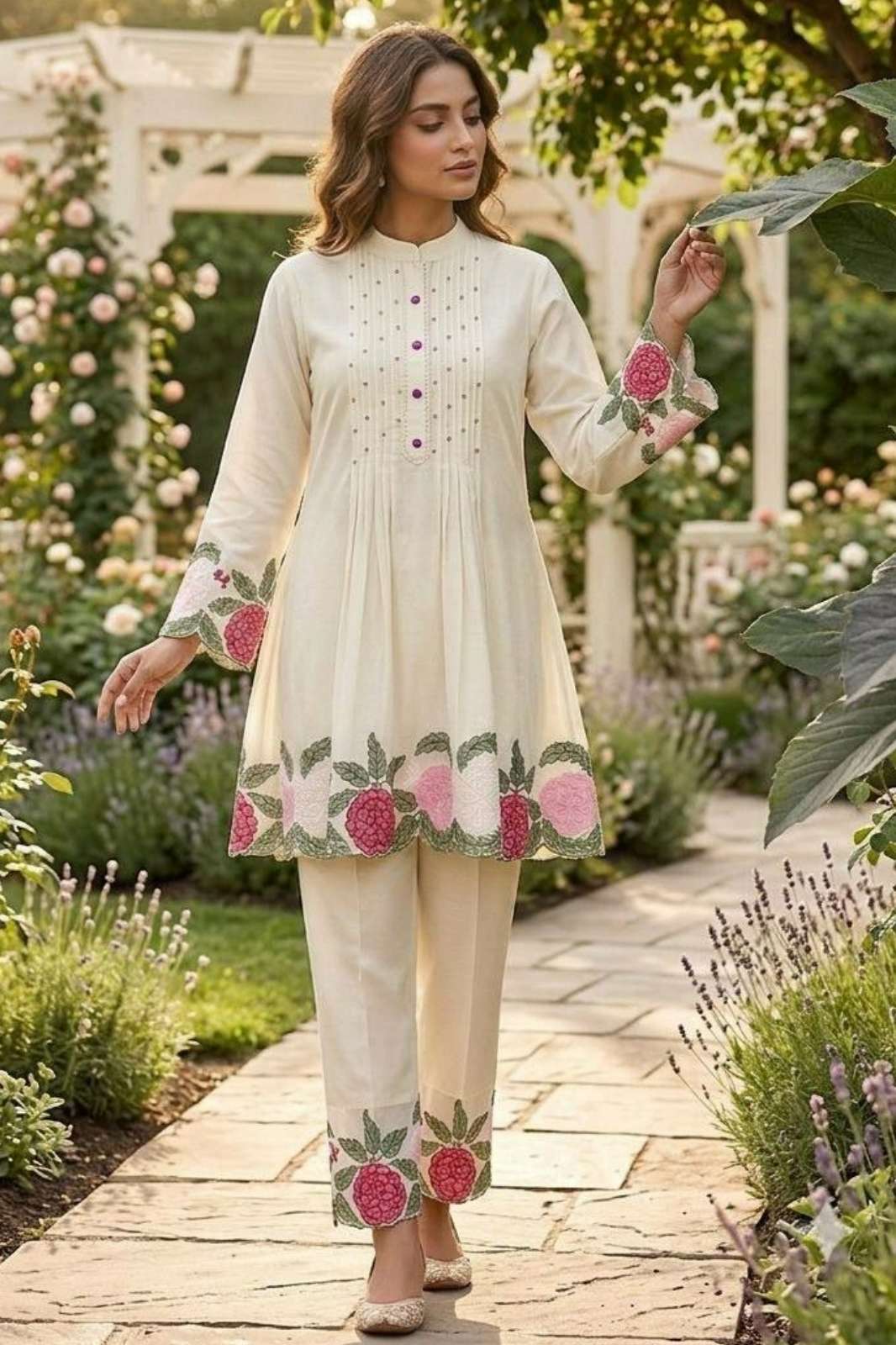 Balaji Emporium DV 23284 Ready to Wear Romani Silk Embroidery Work Co ord Set