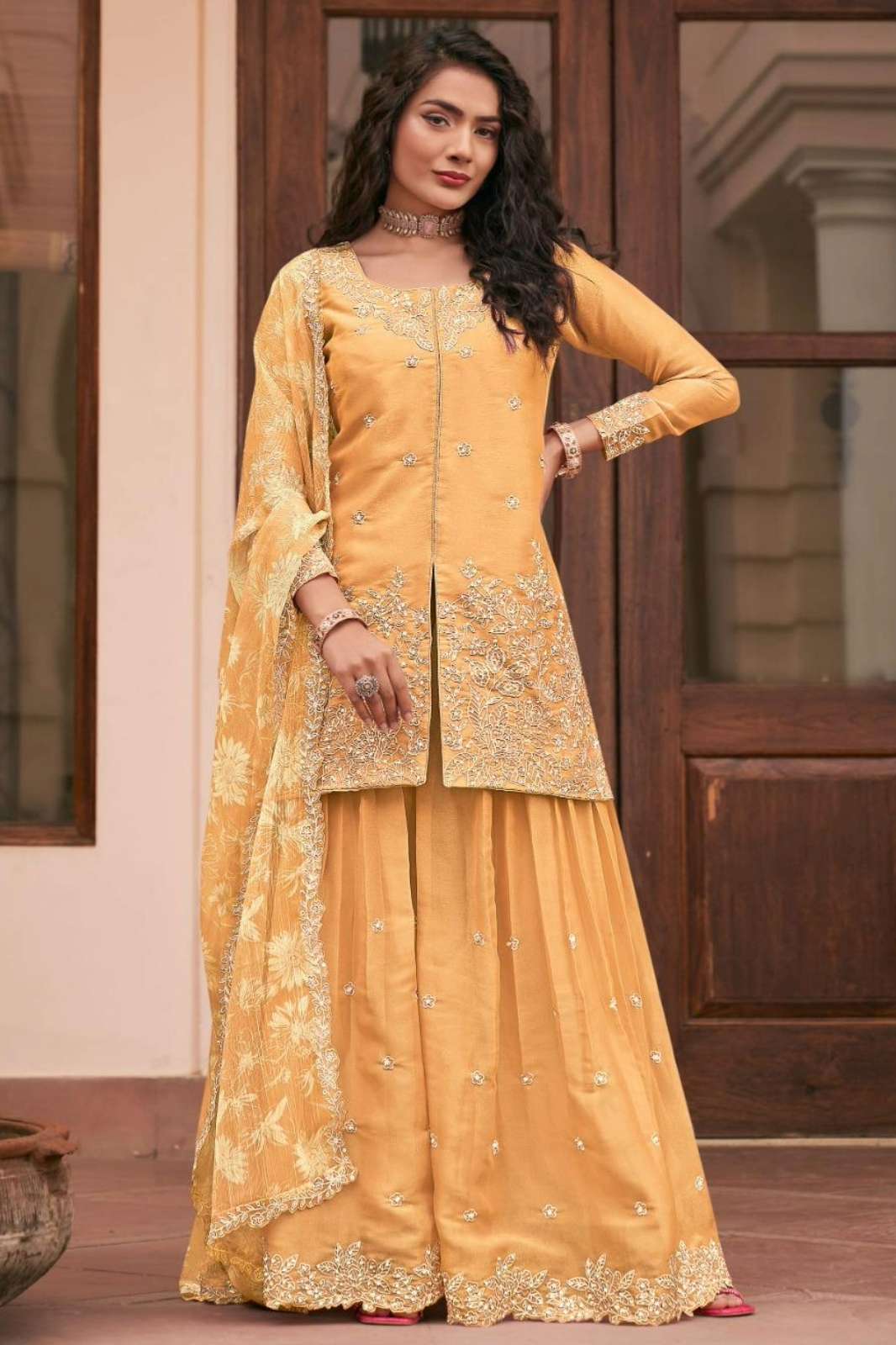 Radha Trendz SONAM HEAVY PREMIUM MOS SILK SUIT WITH HEAVY EMBROIDARY WORK