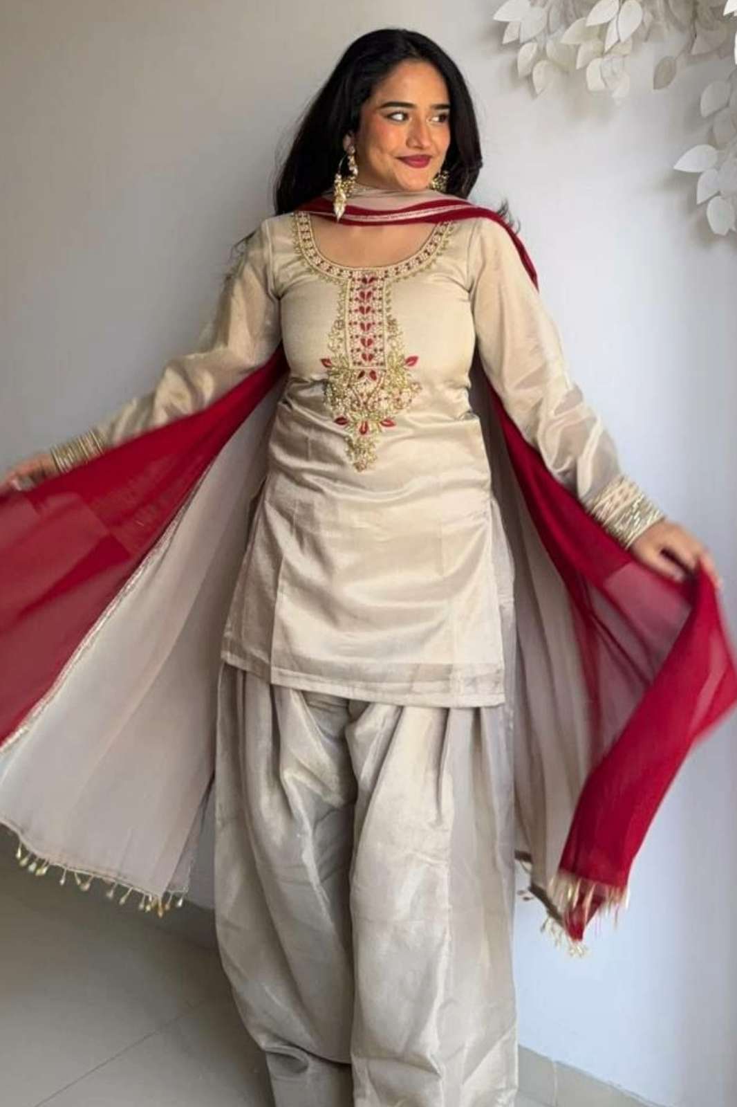 Shri Balaji Emporium 22386 Ready to Wear Tebby Organza Thread Embroidery Work Suit