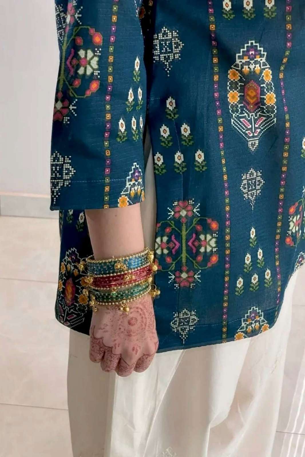 Shri Balaji Emporium 22670 Ready To Wear Premium Maslin cotton Digital printed kurti with fitting adjustable dori on back