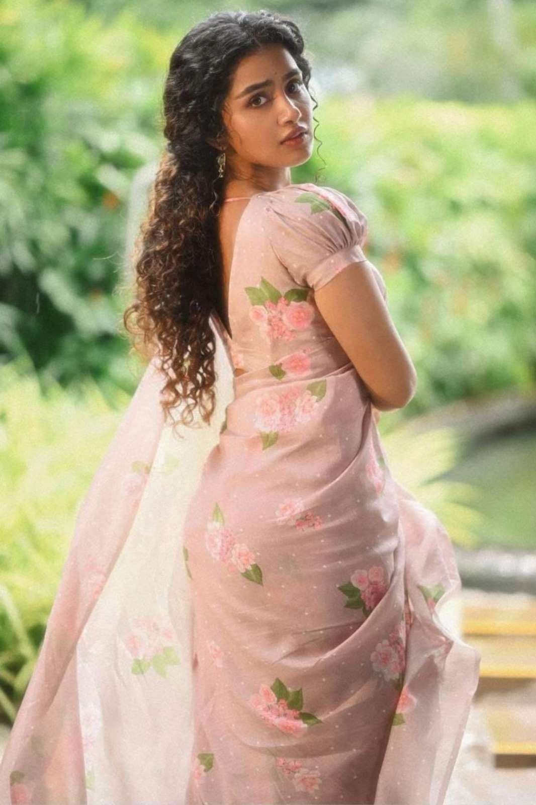 Shri Balaji Emporium MG553 Plain Linen Digital Printed Saree 