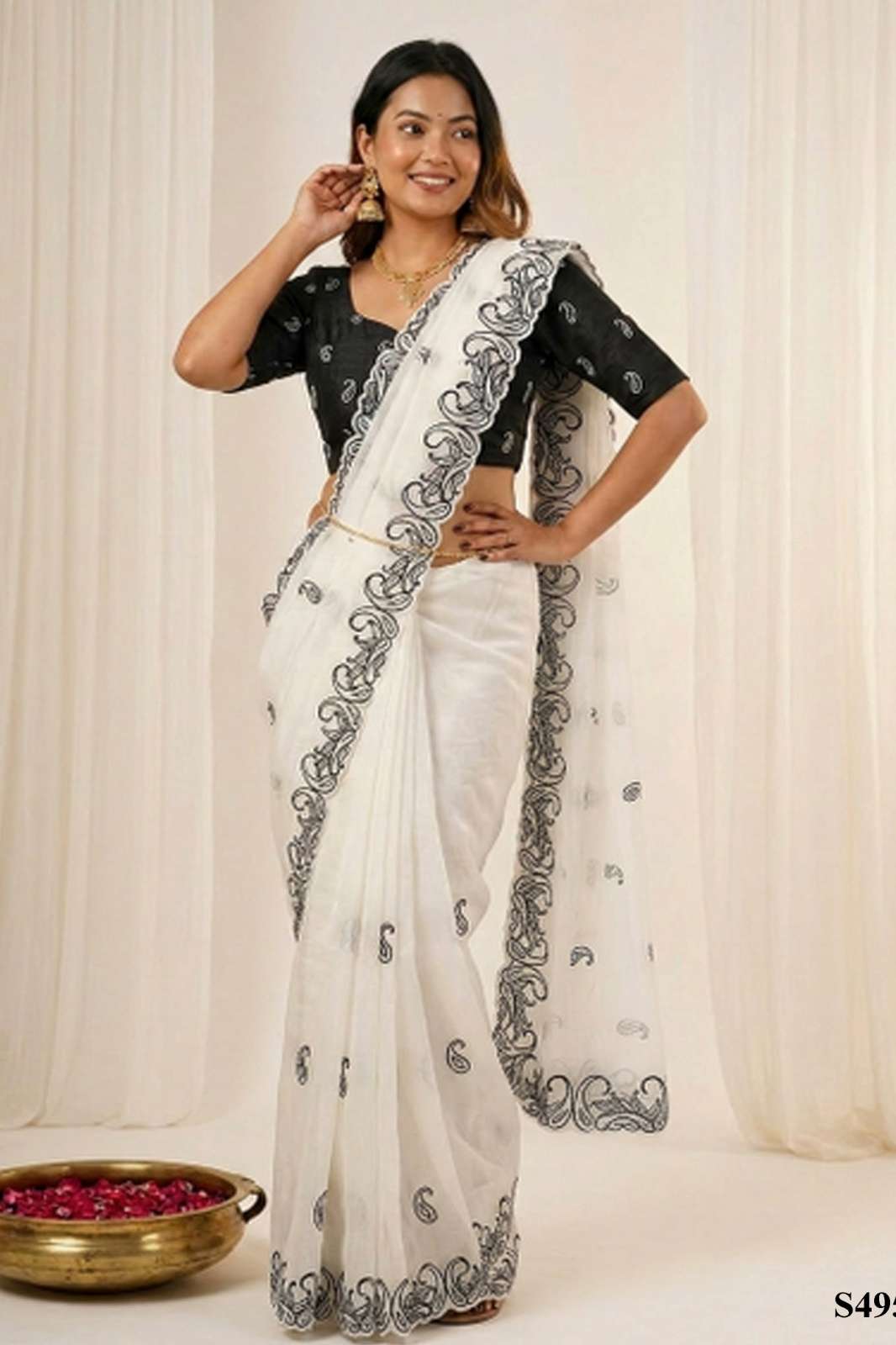 Shri Balaji Emporium PRESENTS CHARMING COTTON STUNNING PRINTED COTTON FABRIC SAREES COLLECTION