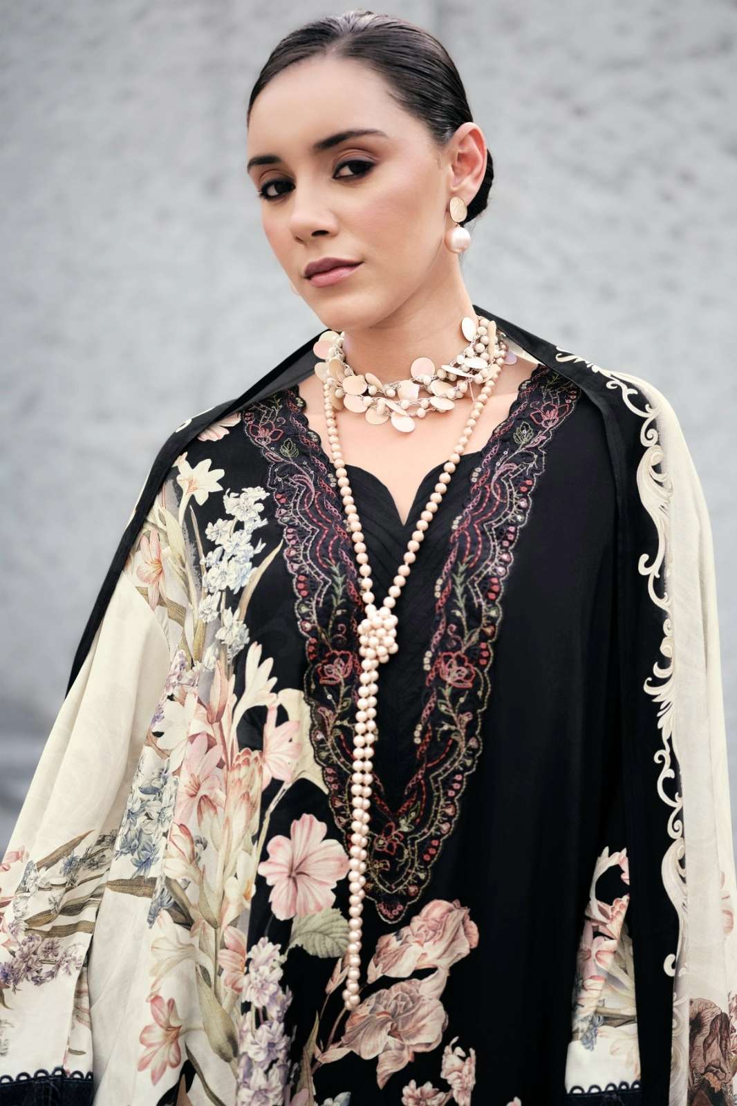 VARSHA FLORENZA VISCOSE MUSLIN DIGITALLY PRINTED WITH SEQUENCE WORK SUIT