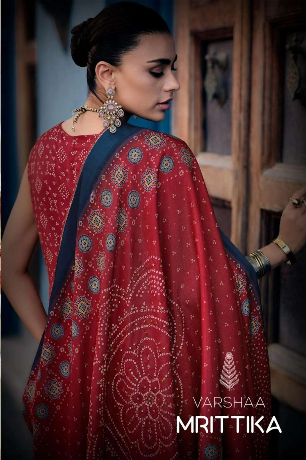 VARSHAA MRITTIKA VISCOSE MUSLIN DIGITAL PRINT & EMBROIDERY WORK SUIT