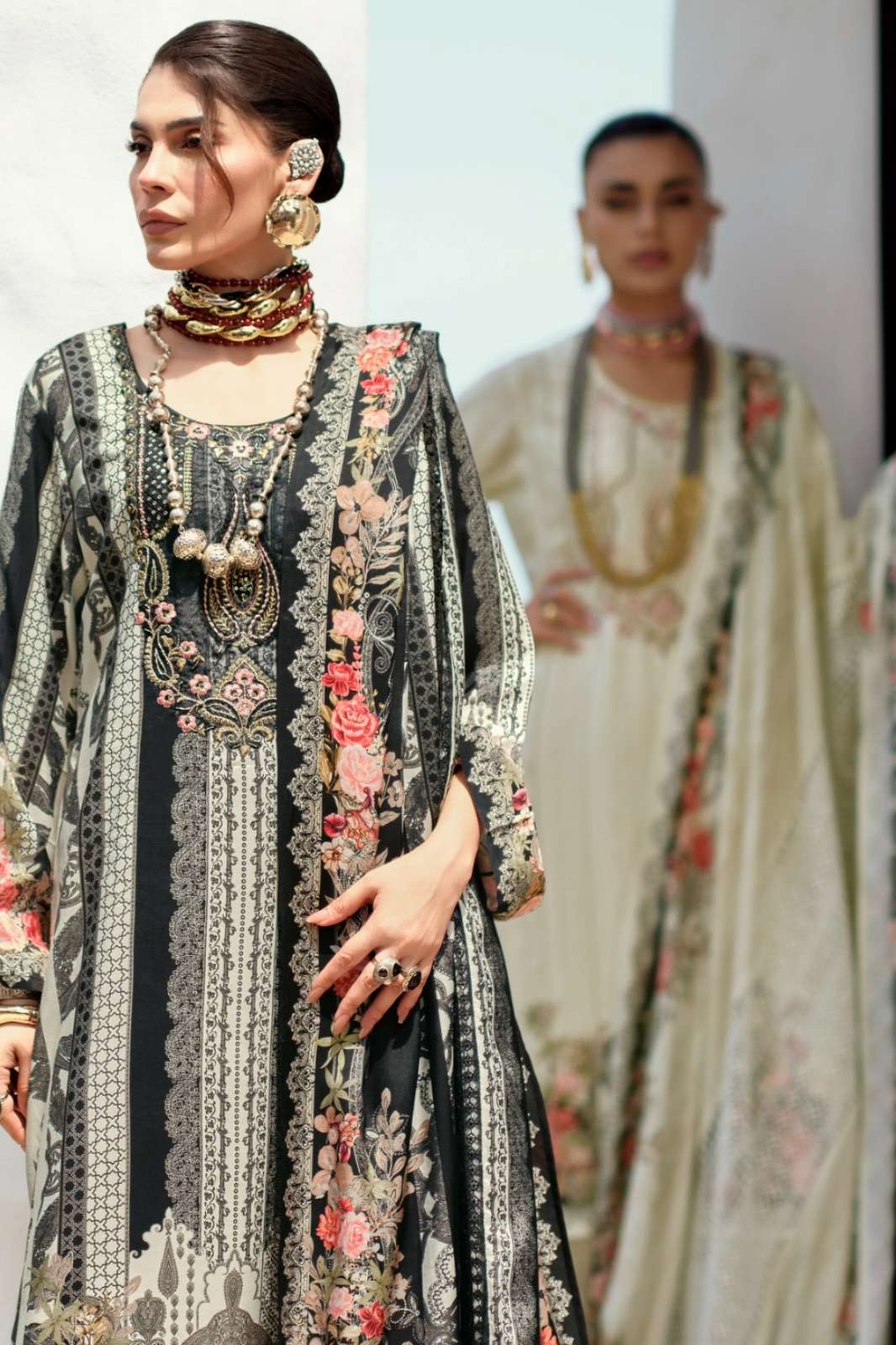 VARSHAA SNAP VISCOSE MUSLIN DIGITAL PRINT & EMBROIDERY WORK SUIT