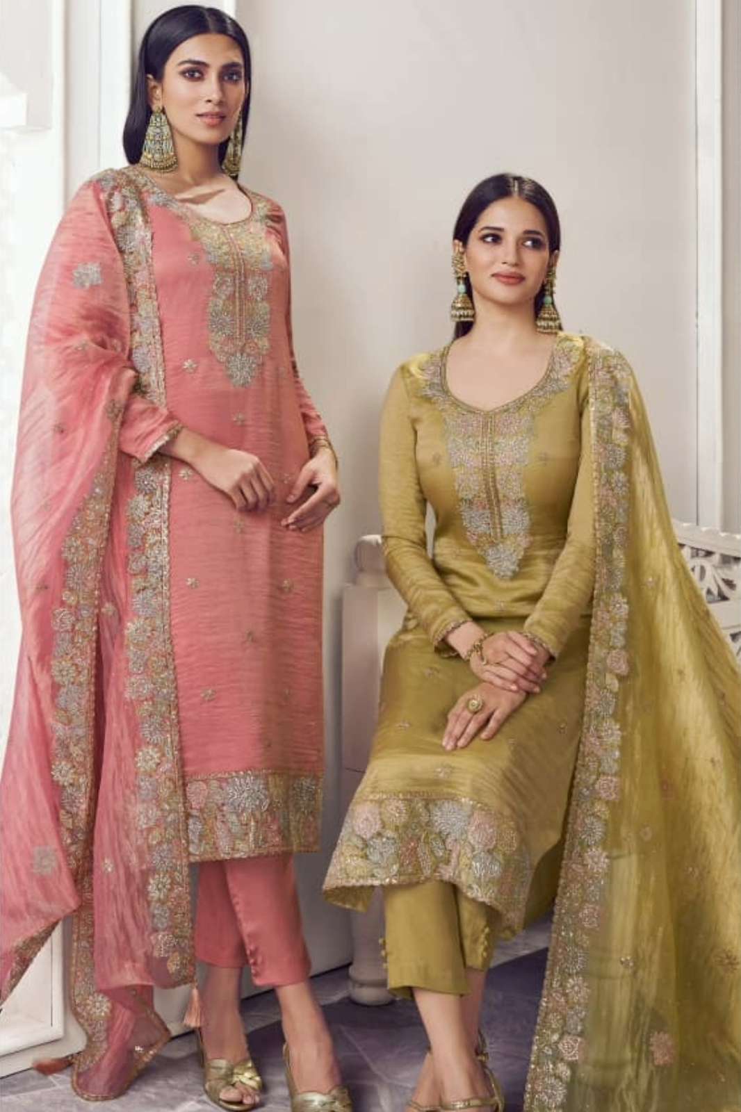 VINAY KULEESH POSHAK SOFY GOLD SILK EMBROIDERED WORK PARTY WEAR SUIT